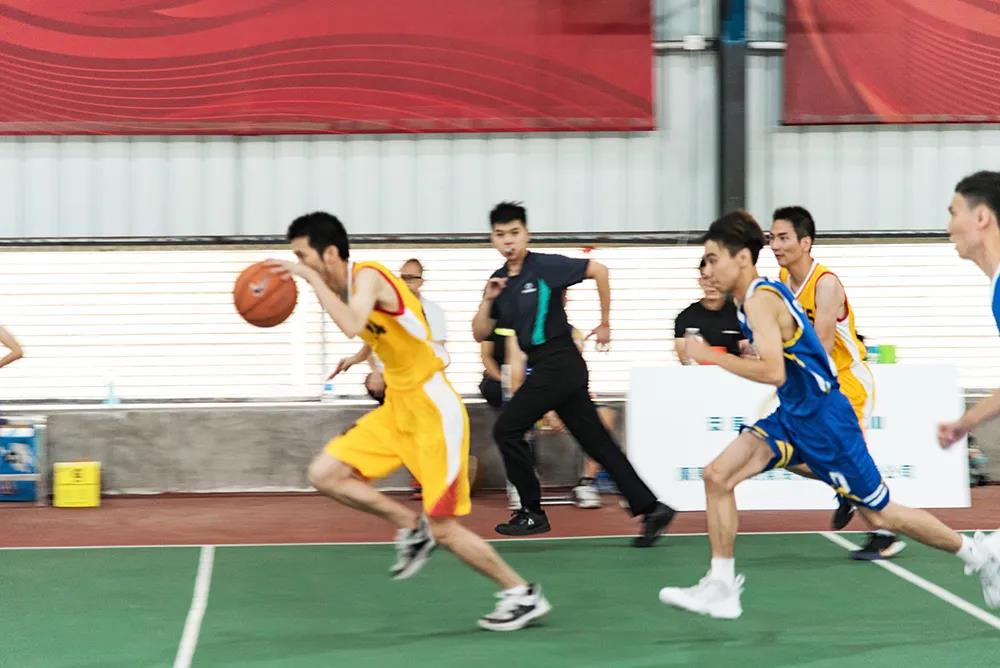 南海国际勇夺“省建院杯”（佛山赛区）篮球赛小组冠军